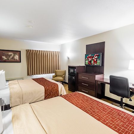 Red Roof Inn Plus+ South Deerfield - Amherst Exterior photo
