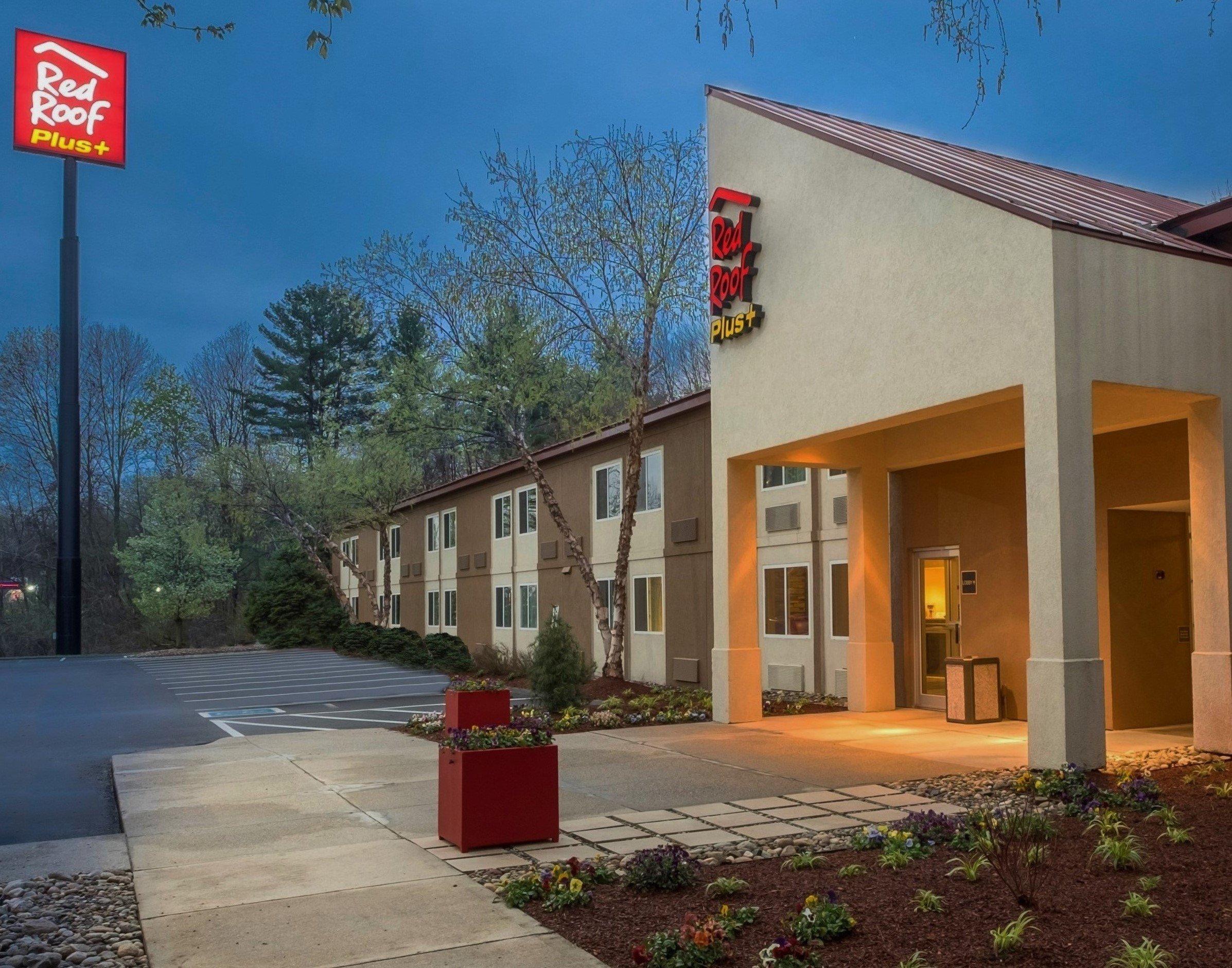 Red Roof Inn Plus+ South Deerfield - Amherst Exterior photo